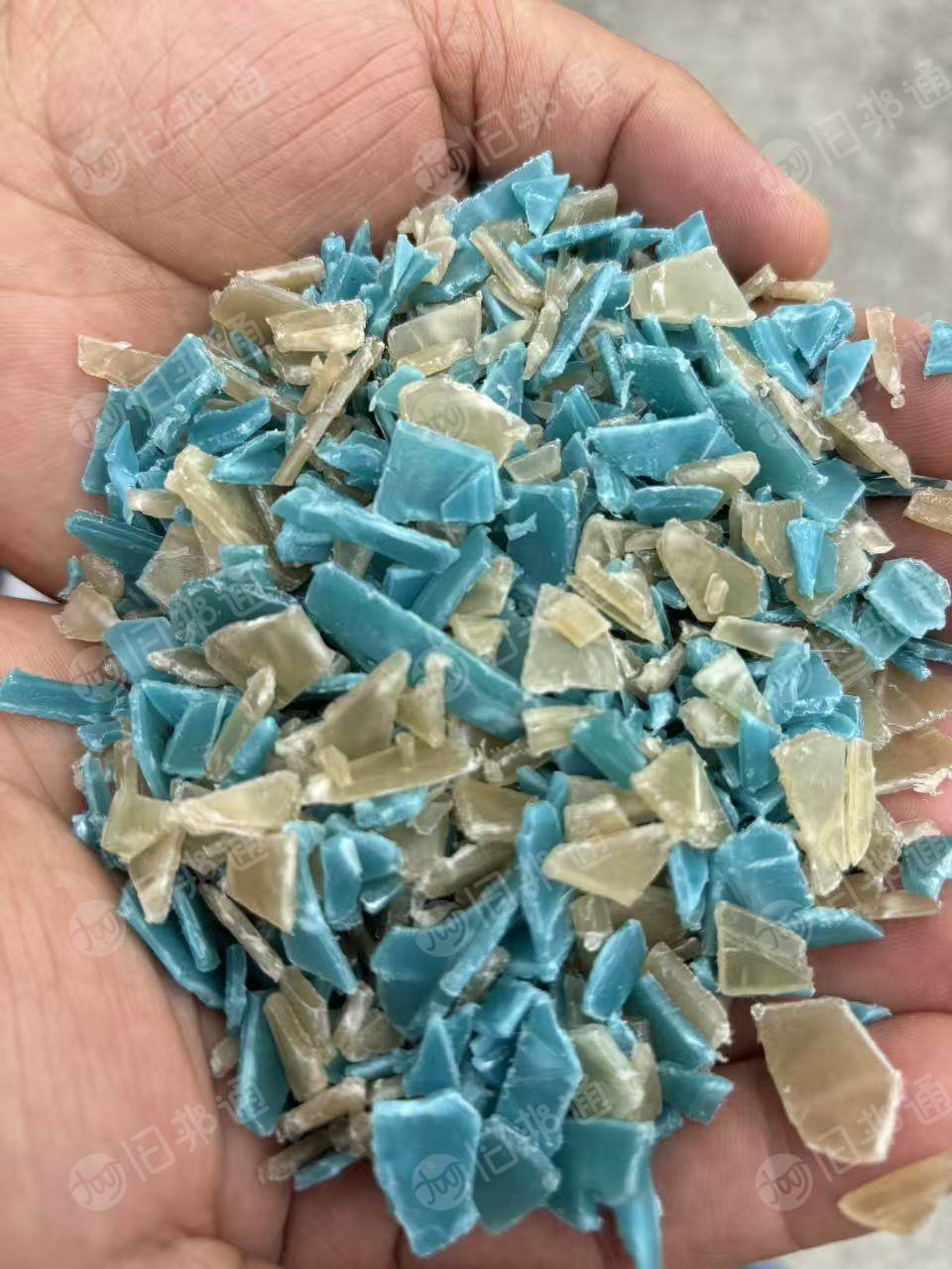 出售工程丙破碎料，白色蓝色都有，高冲击，月供1/2千吨