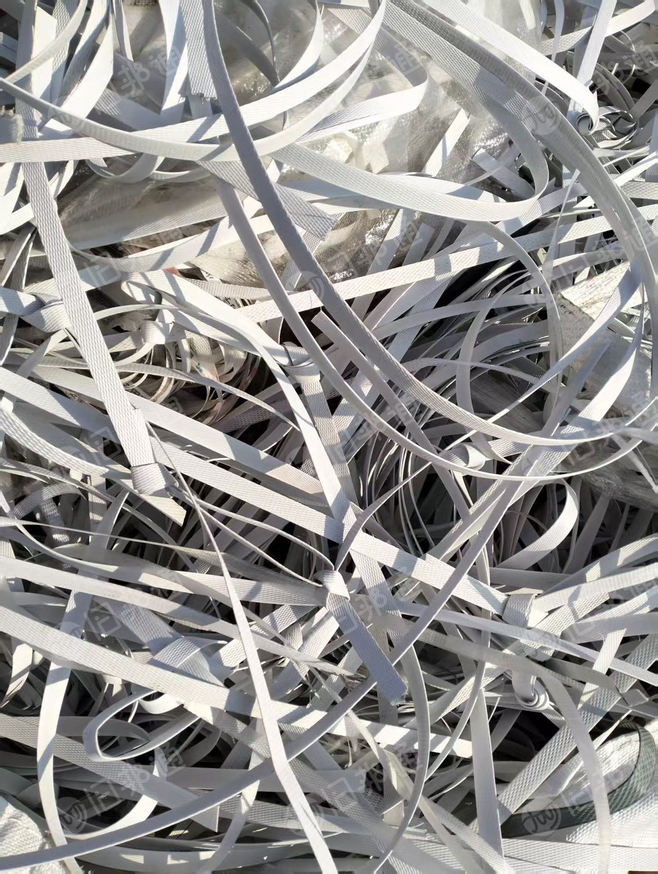 出售PP打包带毛料，漂沉分开的，现货5吨左右