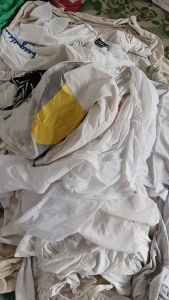 长期出售旧衣服大白，白料，月供6.8米一车，货在河北邢台