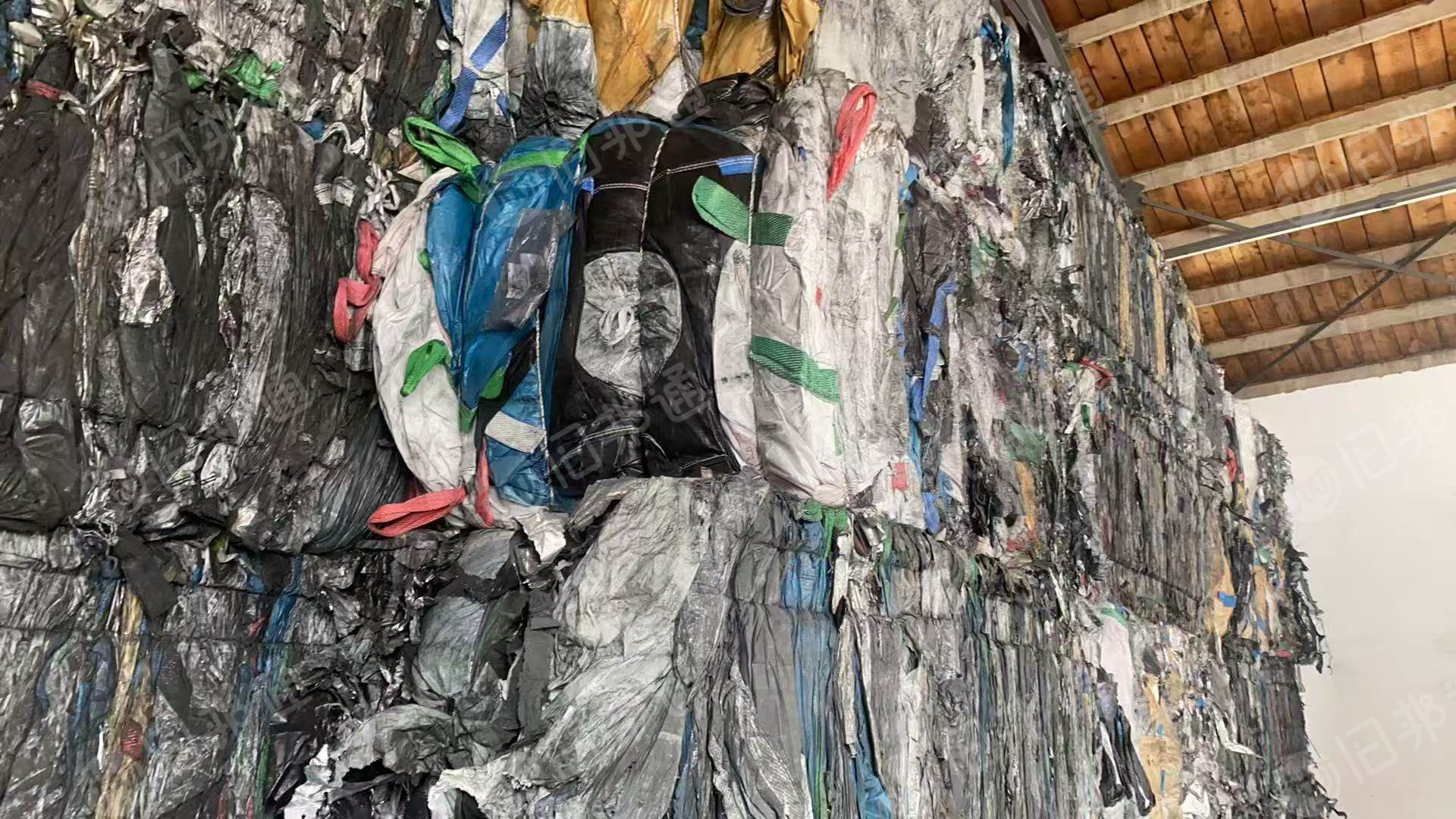 出售宁德时代下来的电池粉吨包，装三元粉，铁锂粉都有，月供四五百吨