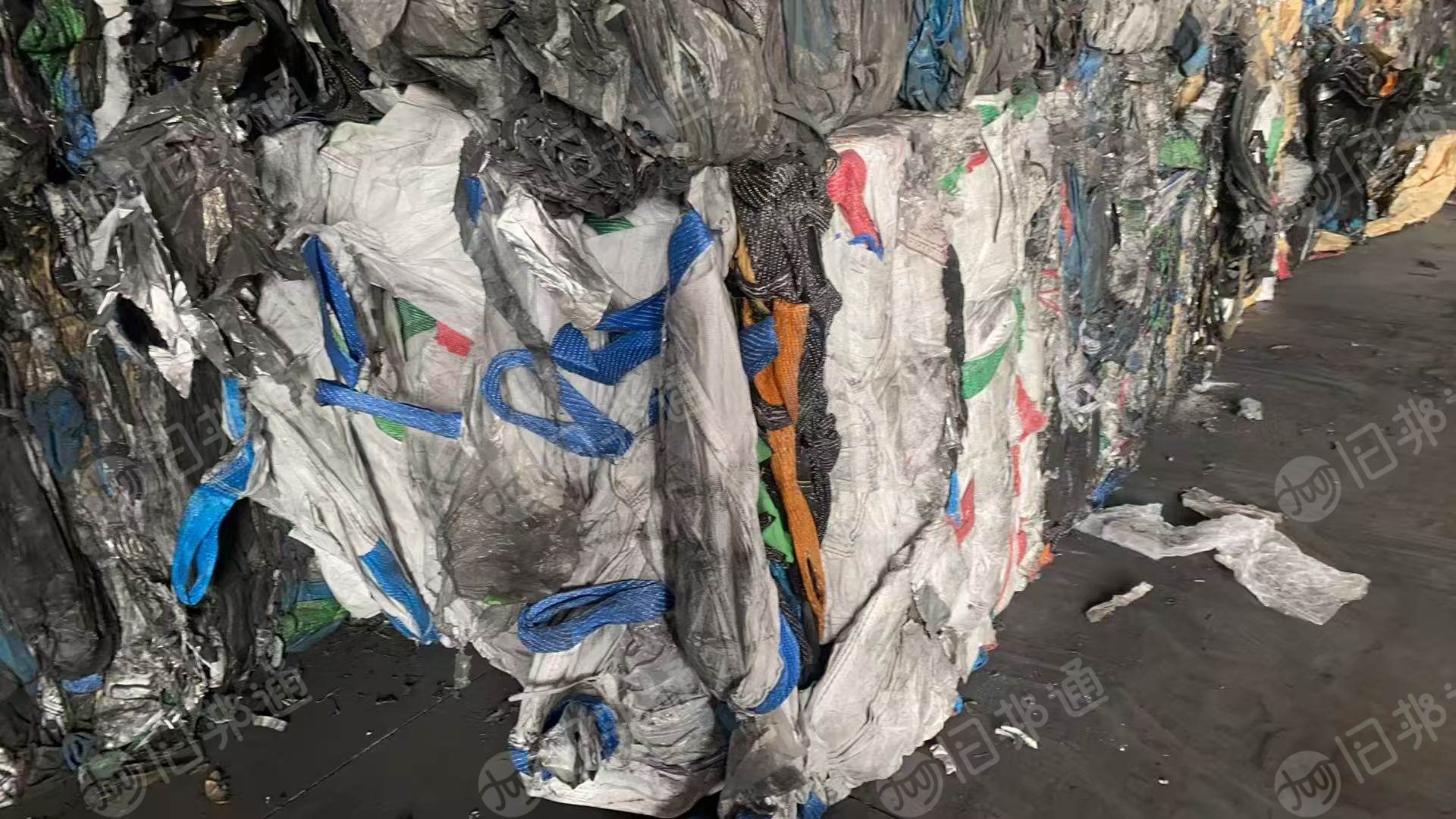 出售宁德时代下来的电池粉吨包，装三元粉，铁锂粉都有，月供四五百吨