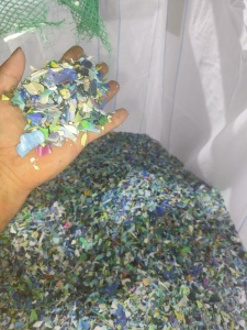 长期出售分色丙破碎料，青蓝丙破碎料，一道八米水槽