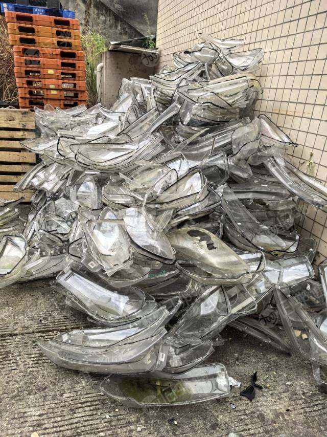 出售pc大灯灯罩毛料