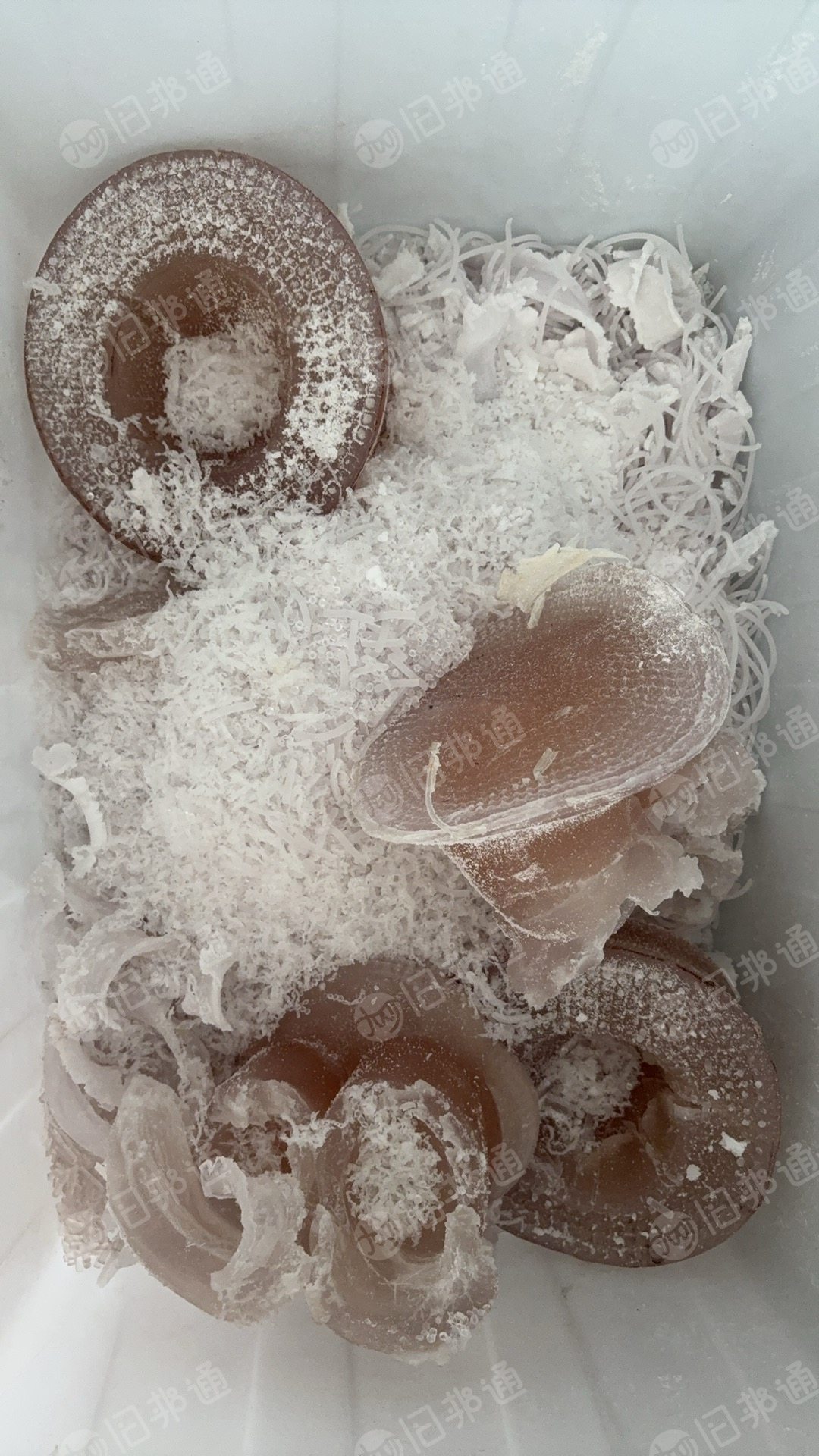 出售透明PVC废料，医用输液管下来的，现货8吨