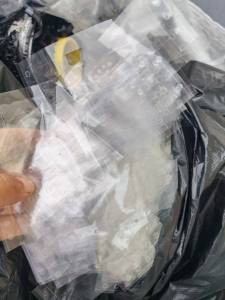 出售pet轻胶膜，可压包，现货十几吨，月底一挂车