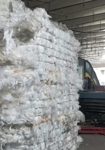 出售干造PE膜废料，PE拉丝膜，杂色高压膜废料