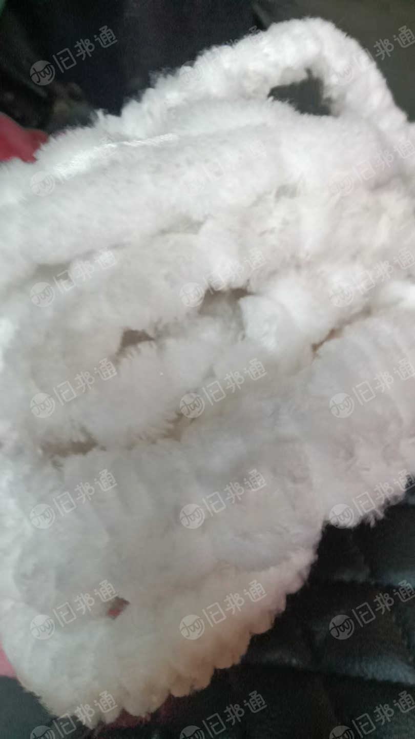 长期出售锦纶下脚料，锦纶废布，涤锦下脚料，锦纶拉丝布，月供20吨，货在河北保定