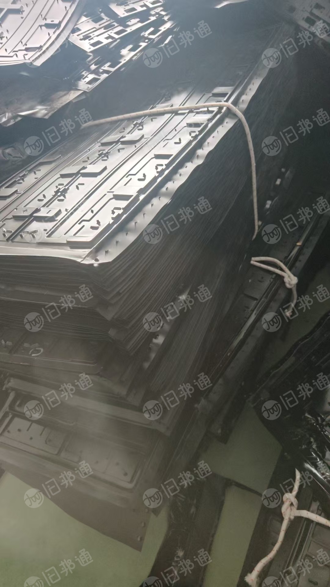 出售PC薄片，黑色阻燃的，50丝厚，月供30吨