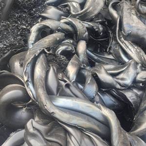 长期大量收购汽车生胶管，机头胶，要未流化的