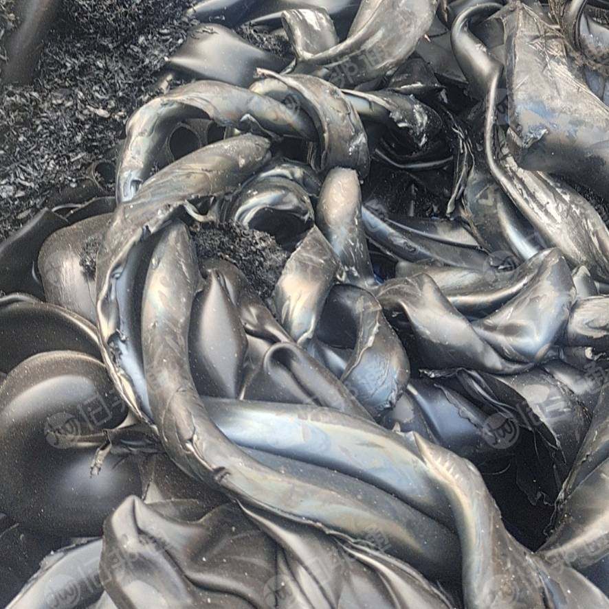 长期大量收购汽车生胶管，机头胶，要未流化的