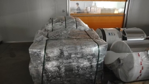 出售宁德时代下来的一系铝废料，是国标1系铝箔，是标准品，福建宁德，宜春，宜宾三个场地