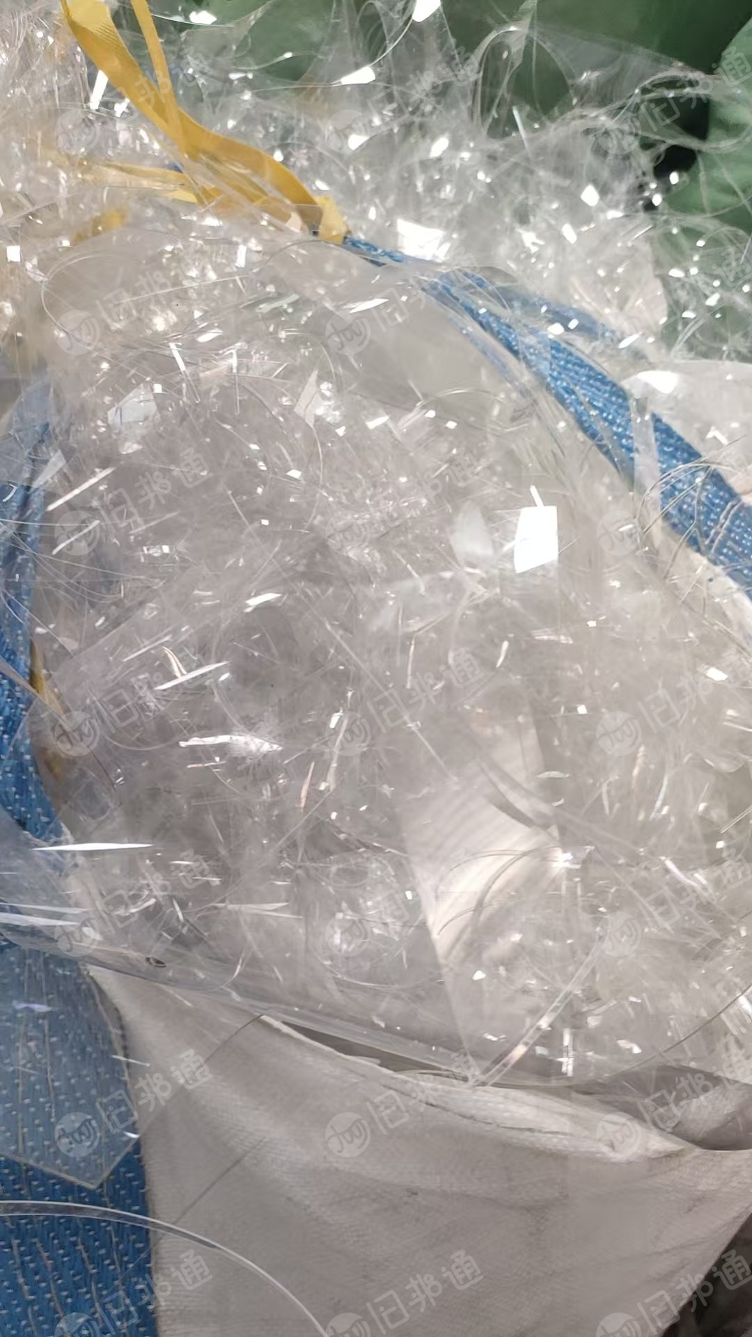 长期出售阻燃pc片材废料，黑色带胶无胶的都有，透明不带胶