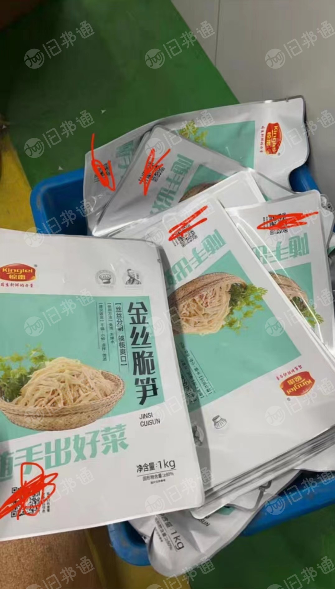 长期出售pet镀铝膜，opp镀铝膜，混压在一起，现货30吨