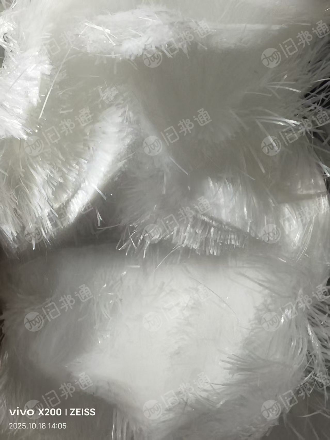 现货处理一批丙纶丝PP丝,有白色的和黑色的,便宜出,现货15吨左右,货在河北保定