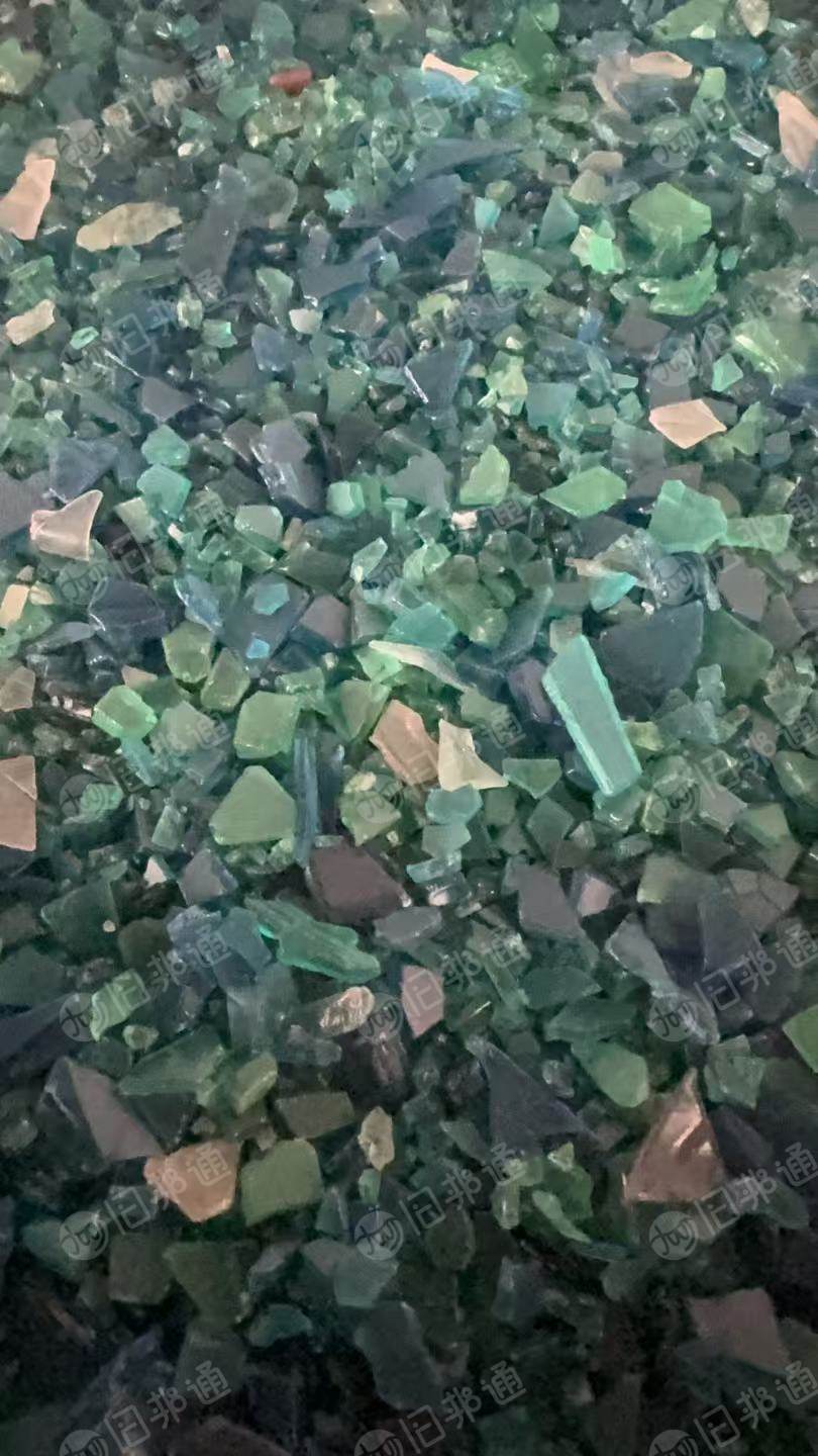 出售PC破碎料，生活料下来的，有透明的有花透的，透明的冲击70，现货50吨