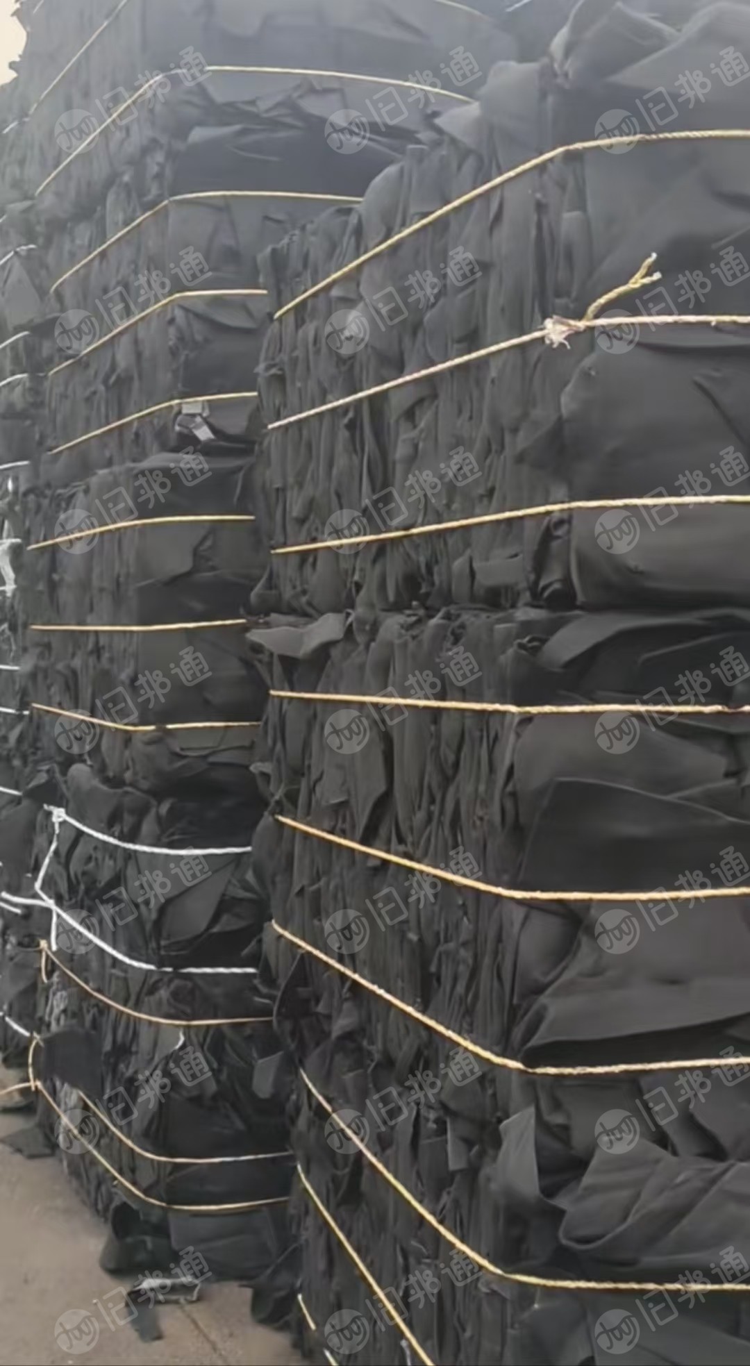 出售PET汽车轮毂罩，可造粒，现货两挂