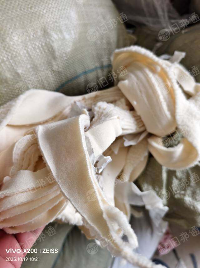 出售服装厂下脚料,涤纶废布,氨纶废布,通货出,现货一百吨,货在安徽宣城