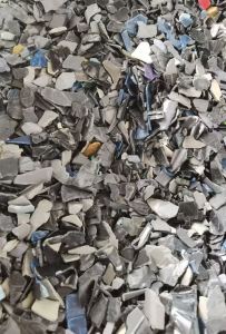 出售合金破碎料，复印机破碎的，冲击17个，现货一挂车