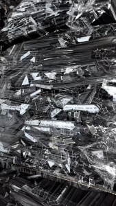 出售断桥铝废料，现货18吨