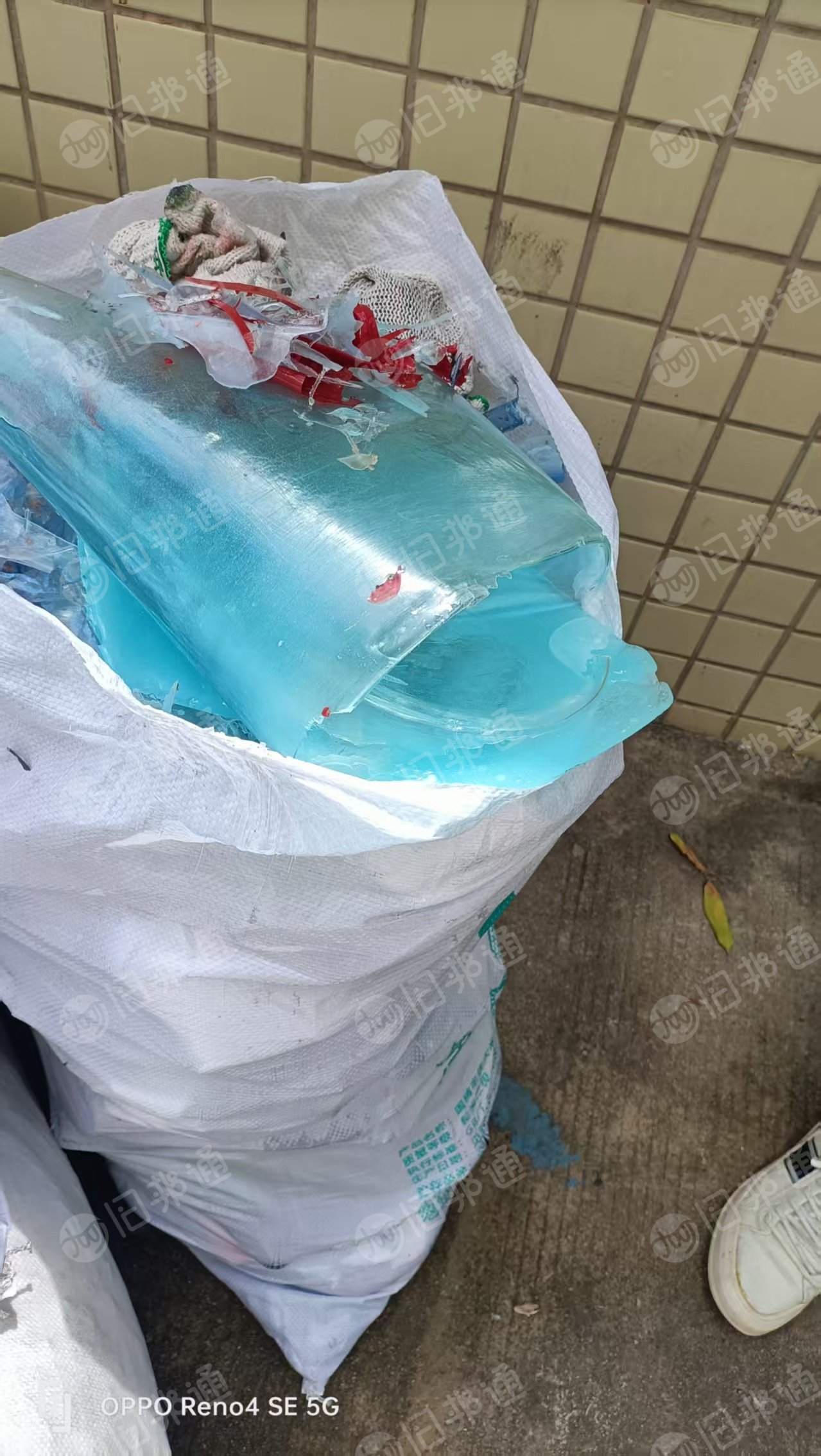 出售固化树脂胶块炼油料，现货10来吨