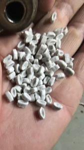 出售高韧性PP颗粒，有黑色和白色两种