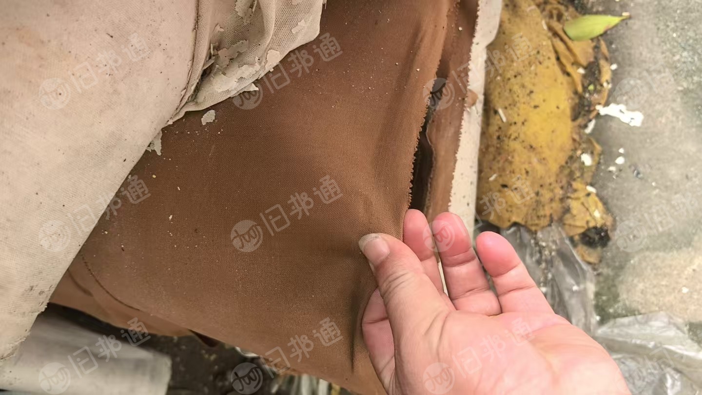 出售皮革果布，库存皮革，皮革布，现货32吨