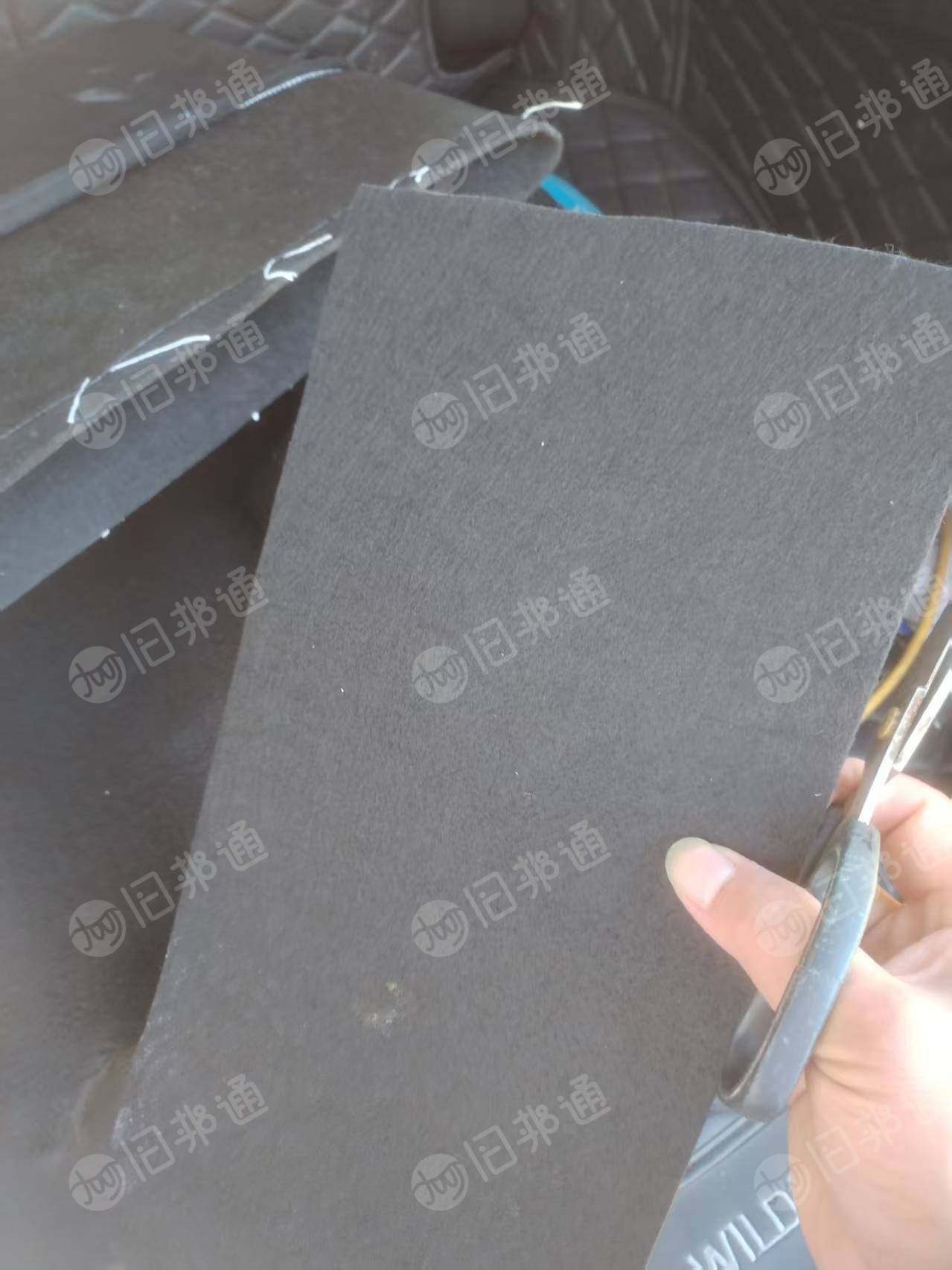 长期出售汽车地毯下来的尼龙磨毛料，尼龙毛毛料，纯尼龙的，现货几十吨