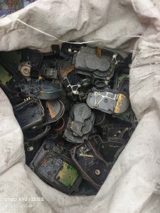 求购节气门下来的塑料盖，长期收汽车下来的贵金属