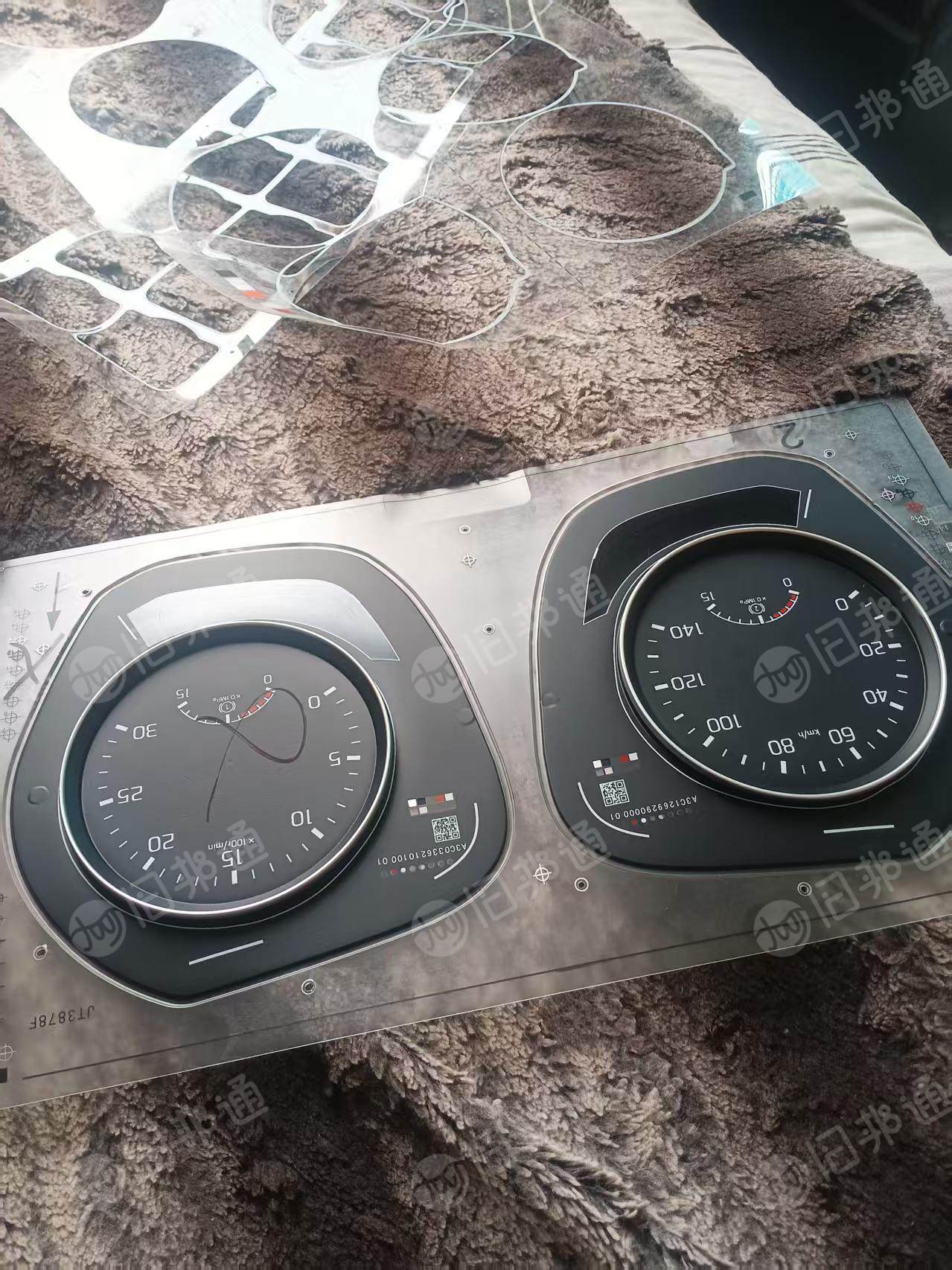 出售PC薄片，汽车仪表盘下来的，主要是白透的，阻燃的，现货30几吨
