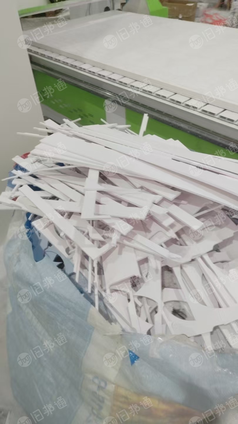 出售白色PVC雪弗板边角料，长期有货