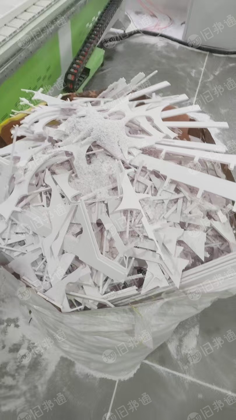 出售白色PVC雪弗板边角料，长期有货