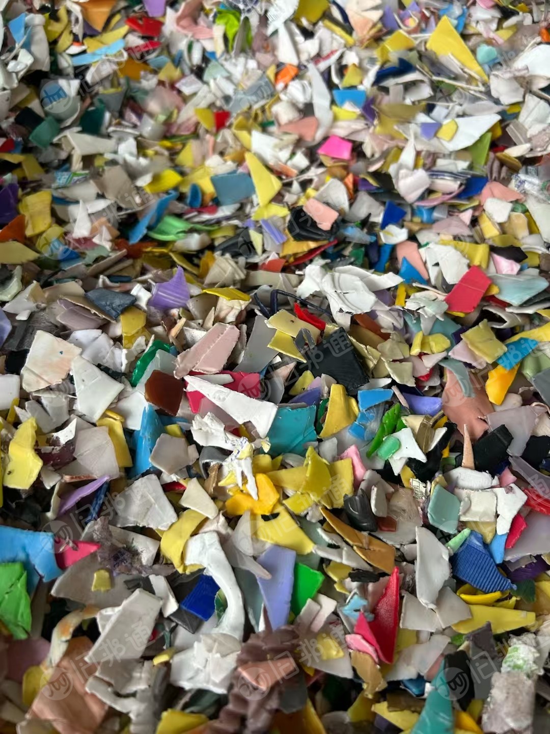 出售花乙纯壶破碎料，过风选，现货十来吨