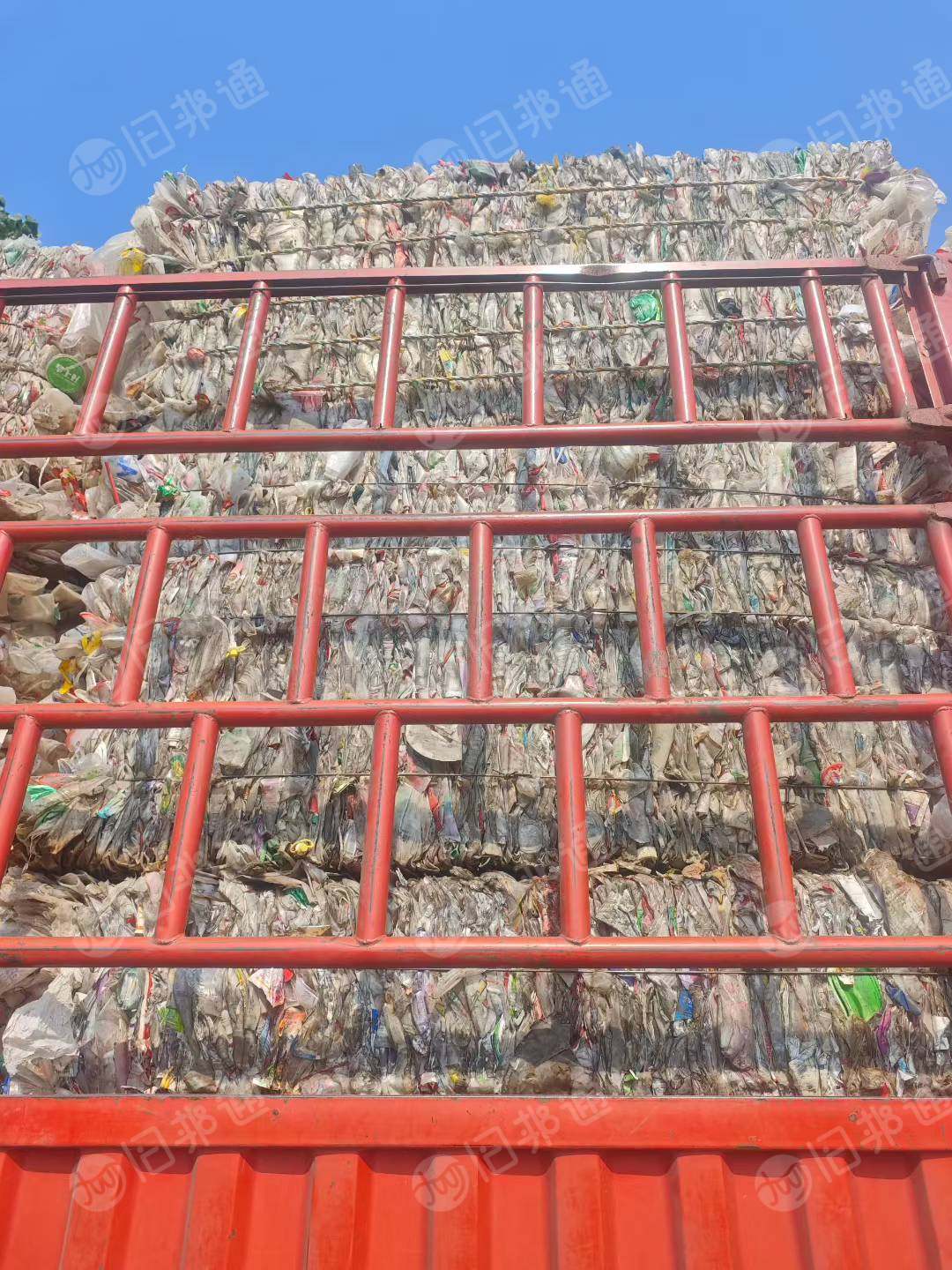 长期出售分色丙压块，白丙压块，涂料桶压块，花口杯压块