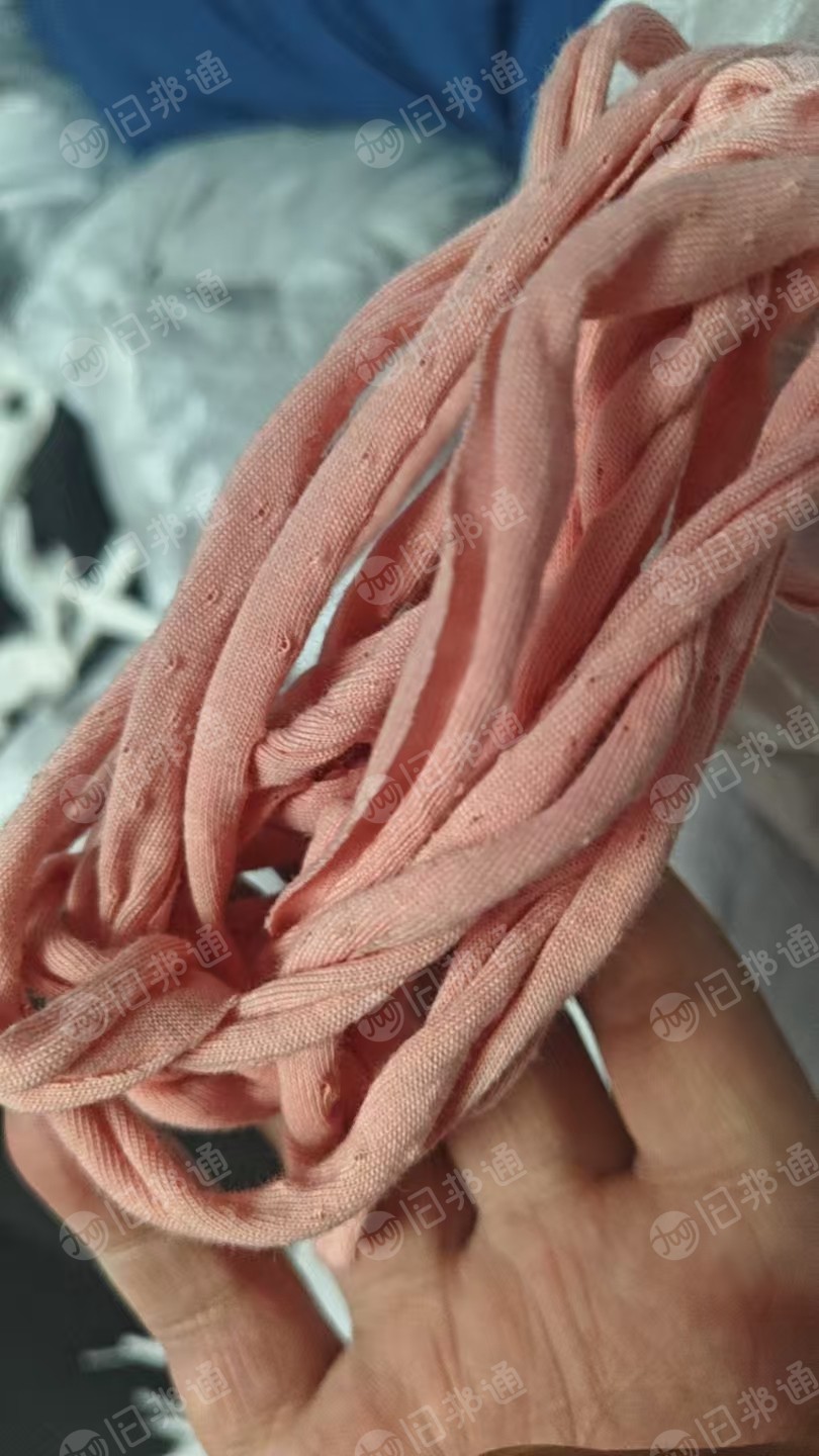 出售各种颜色擦机布、布头、布尾、布边条，定型条可做地拖.打绳子，A级弹力棉开发料，三色工艺品等