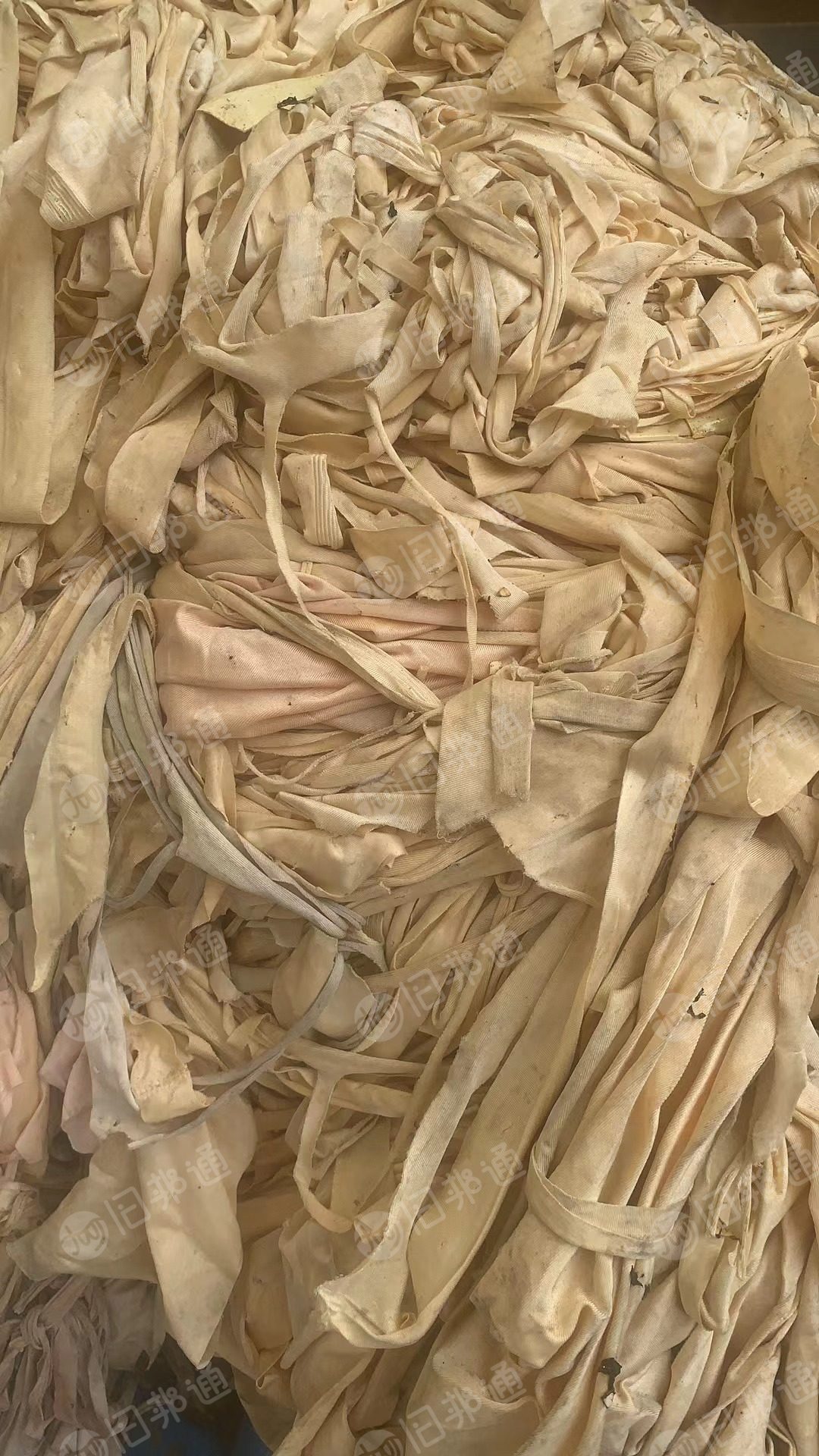 长期出售氨纶废布，氨纶边角料，每个月出一挂车