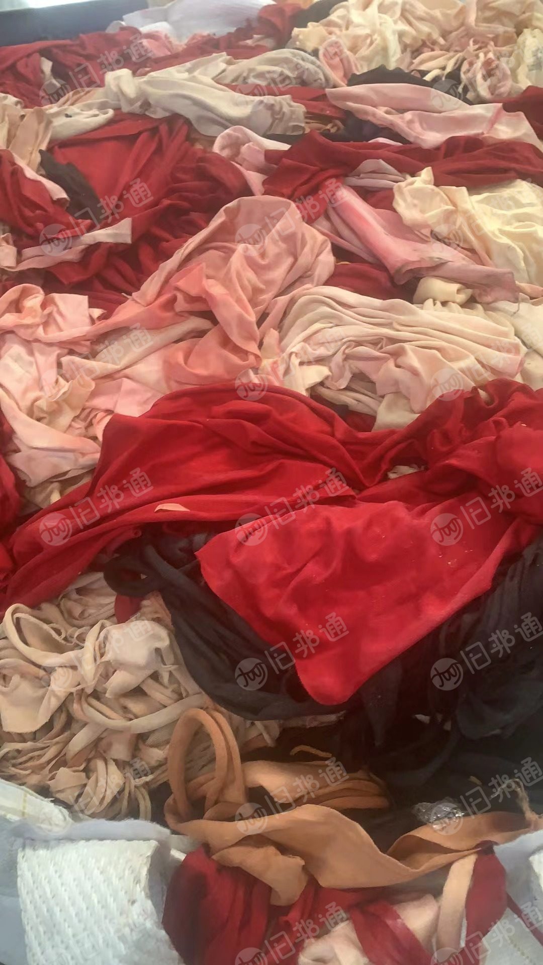 长期出售氨纶废布，氨纶边角料，每个月出一挂车