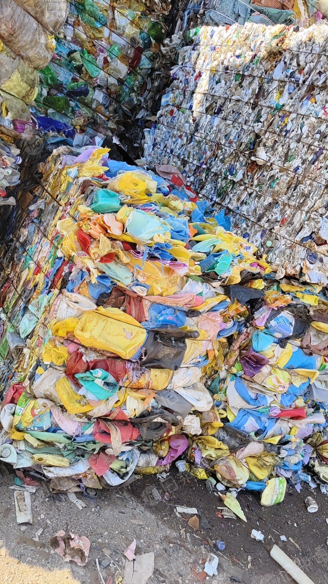 出售大小白乙压块毛料，月供60吨