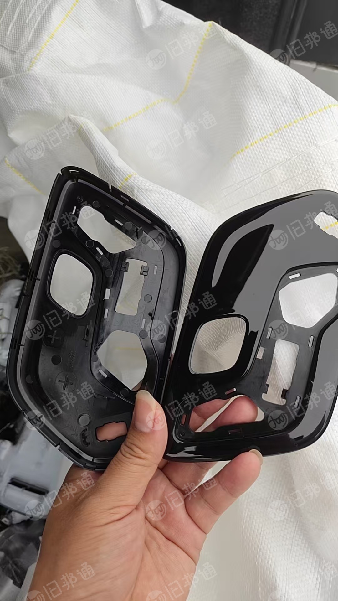 长期出售PC、ABS汽车内饰件，工厂报废的货，很干净、带漆