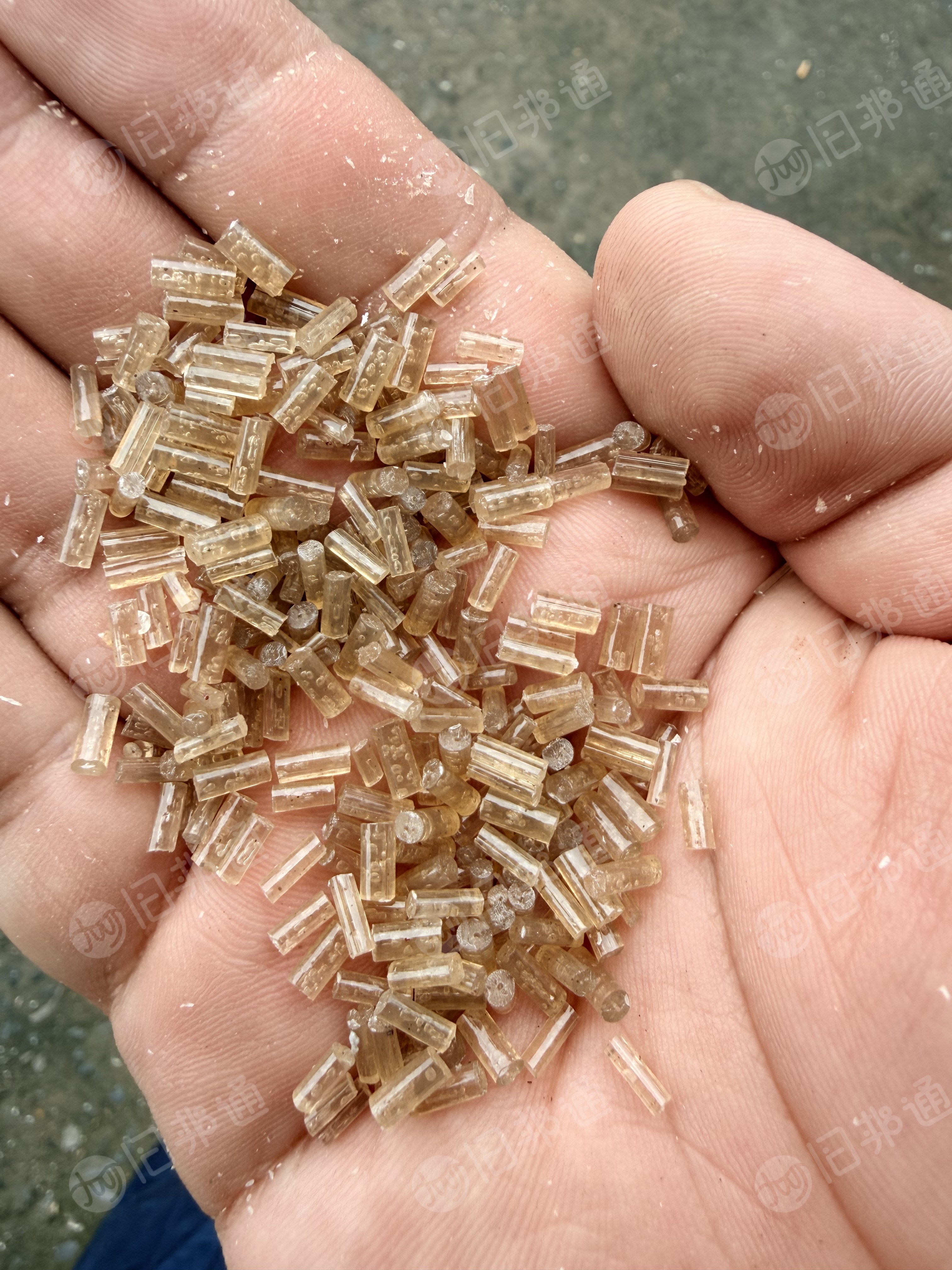 常年出售EPS泡沫颗粒，茶透颗粒