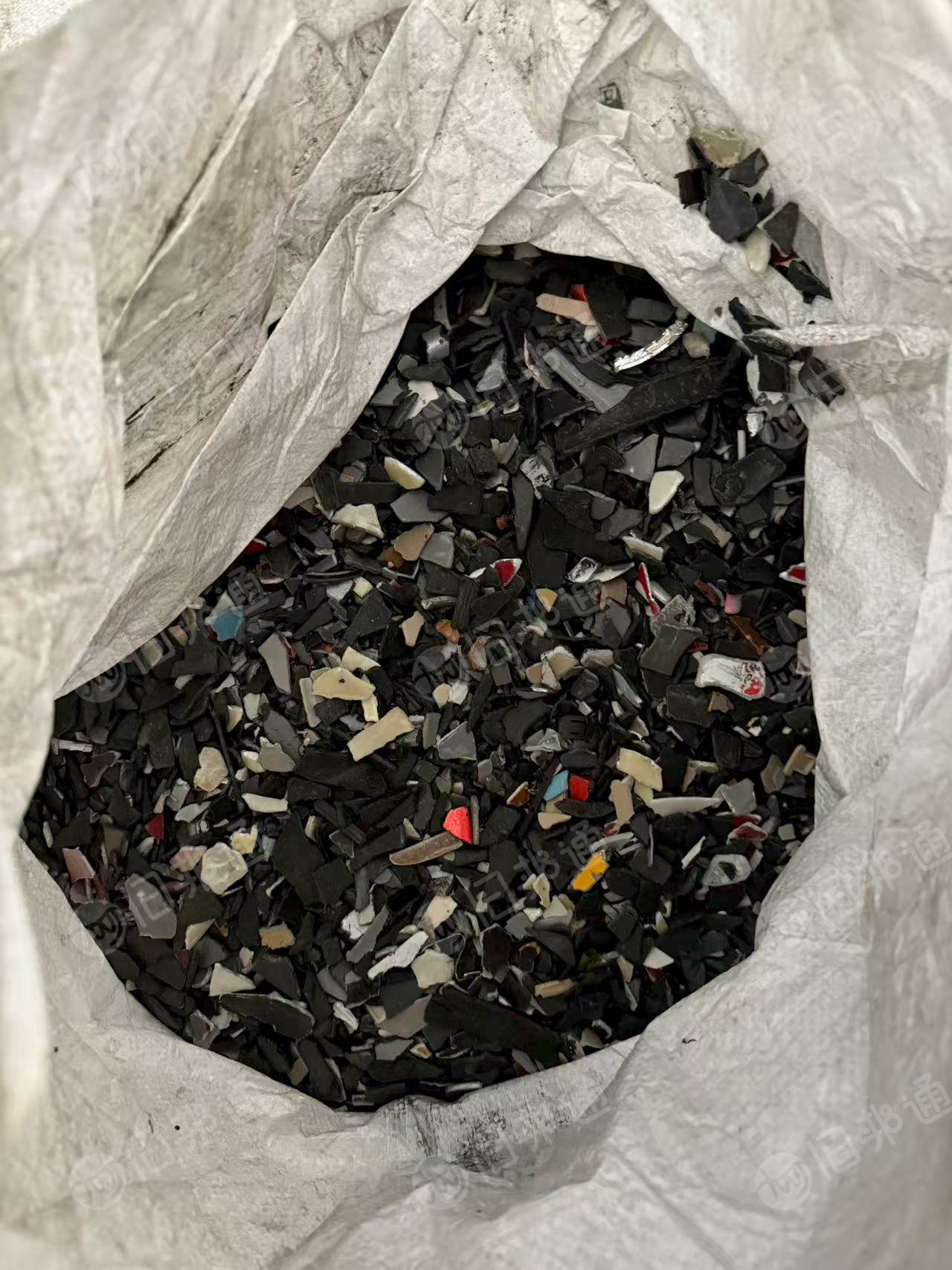 长期出售PP保险杠破碎料,现货30吨