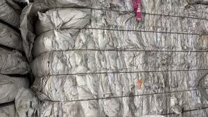 长期出售水洗编织袋，白色吨包袋，现货有一托板，货在广东清远