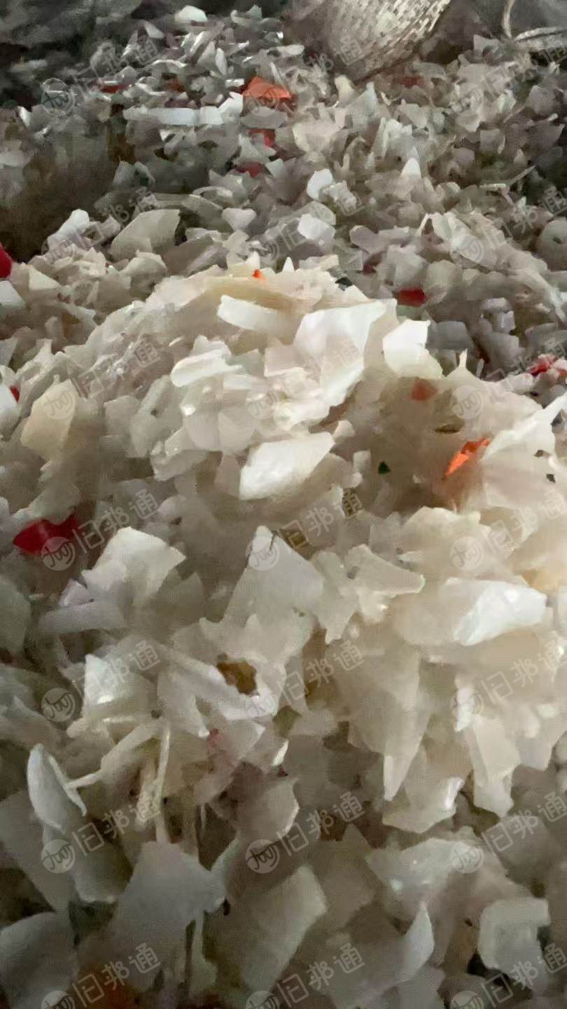 出售酱油壶破碎料，现货20吨