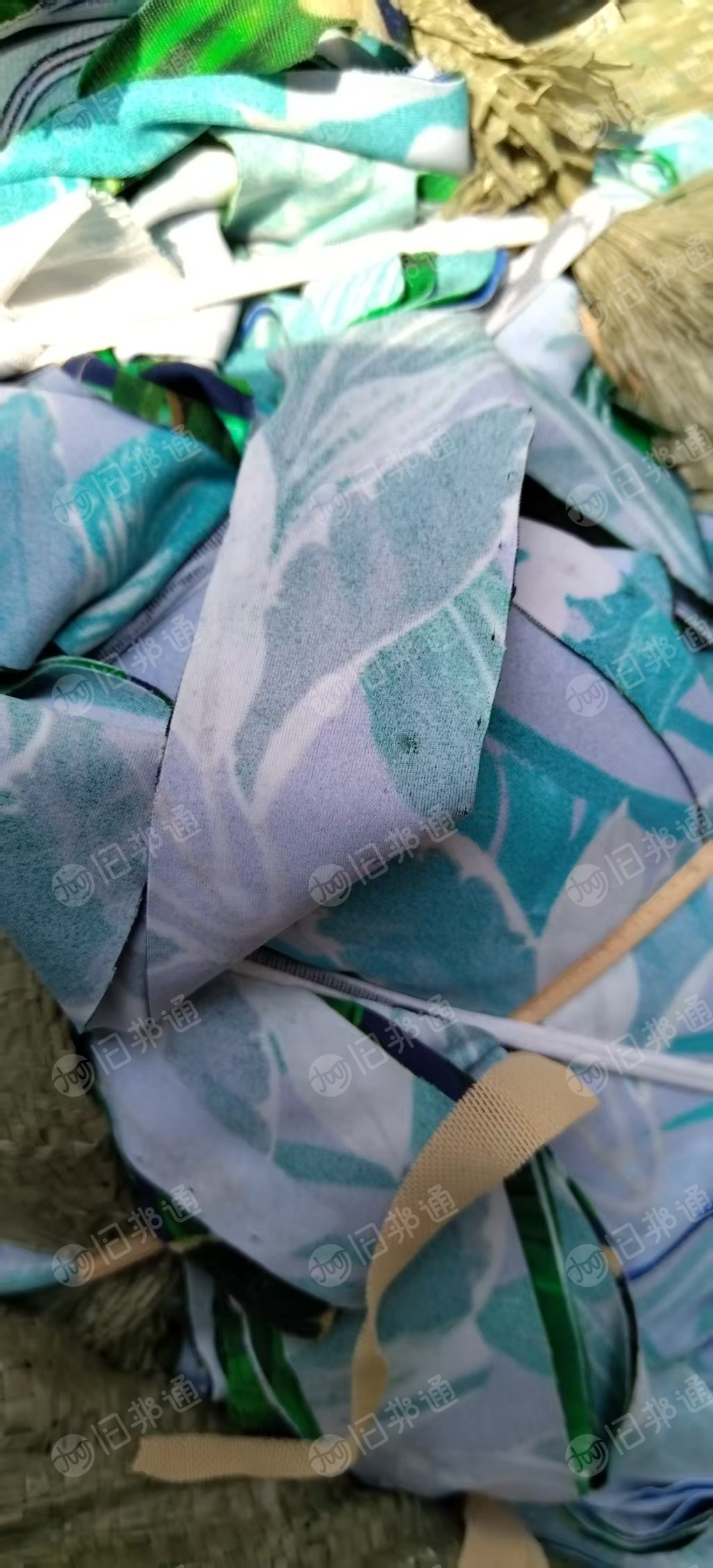 长期出售泳装布边角料，泳装废布，泳装白烟布，混在一起卖，现货七八吨