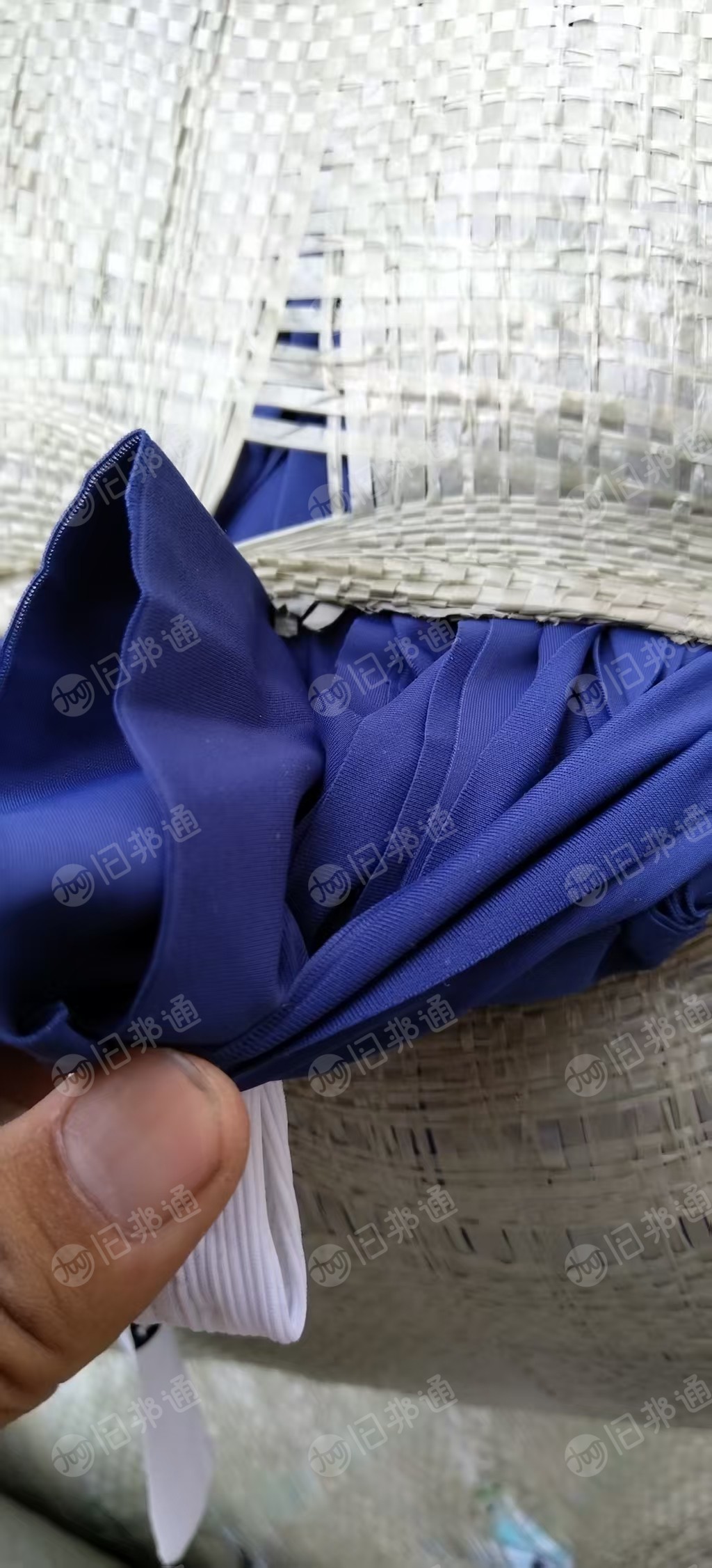 长期出售泳装布边角料，泳装废布，泳装白烟布，混在一起卖，现货七八吨