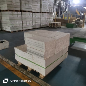 出售冷压块，社会料，现货10吨