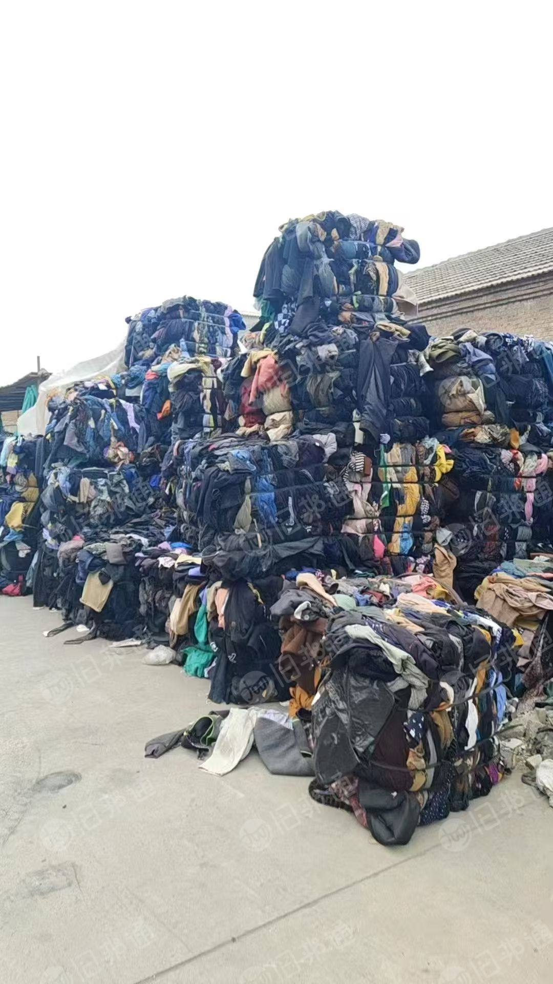 长期出售旧衣服黑料，下脚料，燃烧料，厂在河北保定