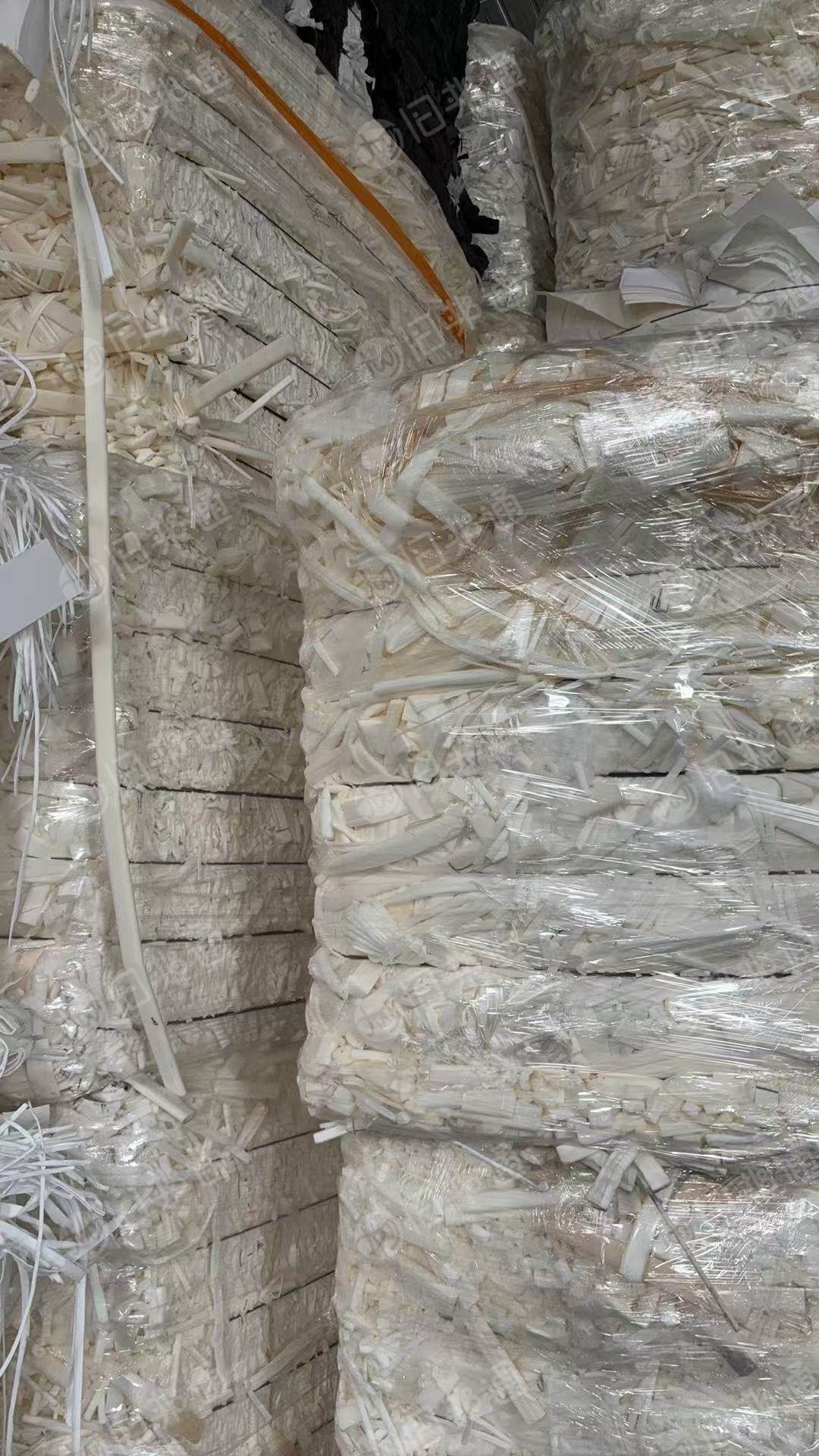 出售复合棉，PA/PET棉，电子烟厂下来的烟嘴棉，可开花可造粒，现货有60吨，货在广东清远