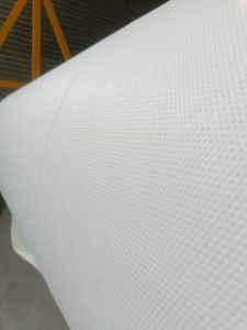 长期出售水刺无纺布边角料，黏胶涤纶配比无纺布8:2,货在河南新乡