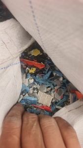 长期出售PVC三级破碎料，其中加了20%一级料