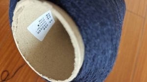 出售羊绒纱线，库存纱线，80羊绒的，现货200公斤左右